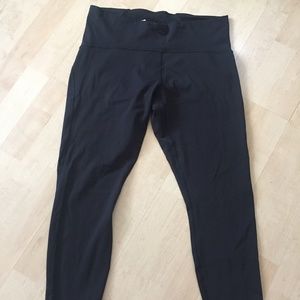 Lululemon Train Times 25"